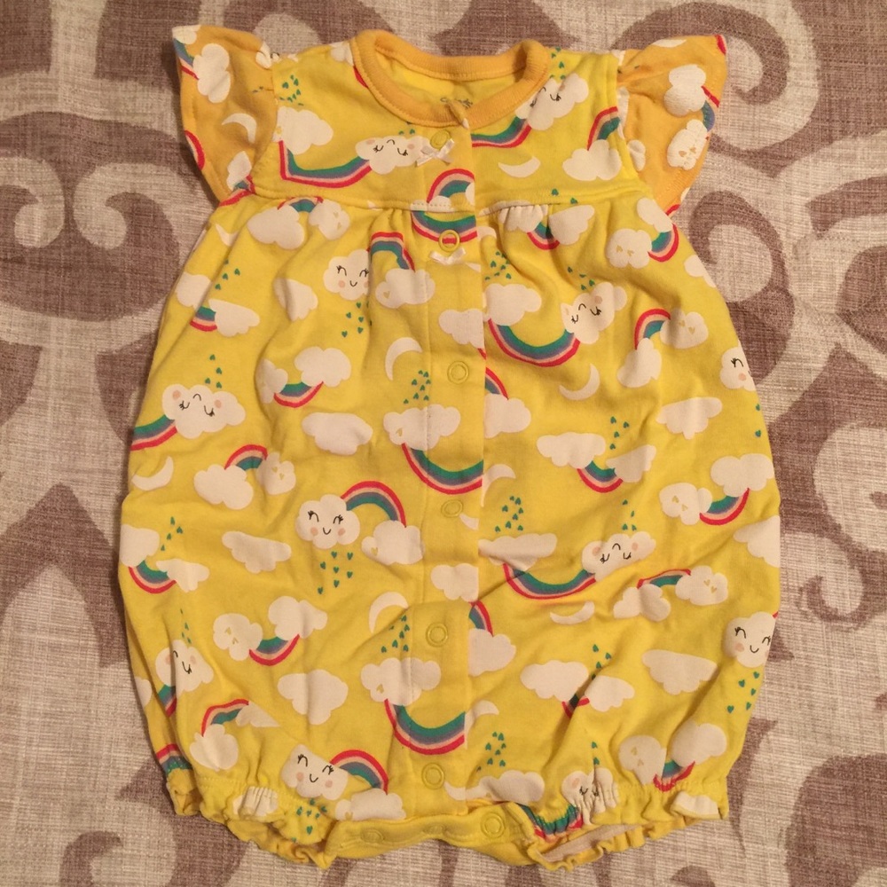 6 for $20! Carter’s Yellow Clouds & Rainbows NWOT